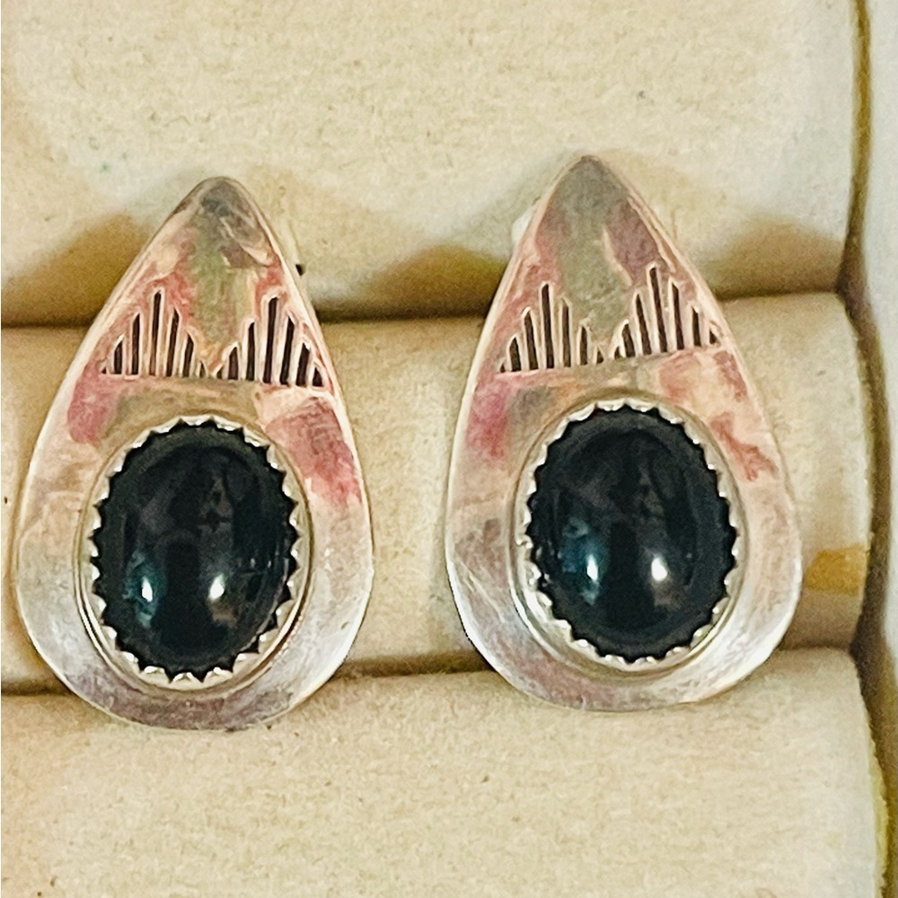 Vintage Native American Navajo Sterling Silver Black Onyx Earrings Signed
